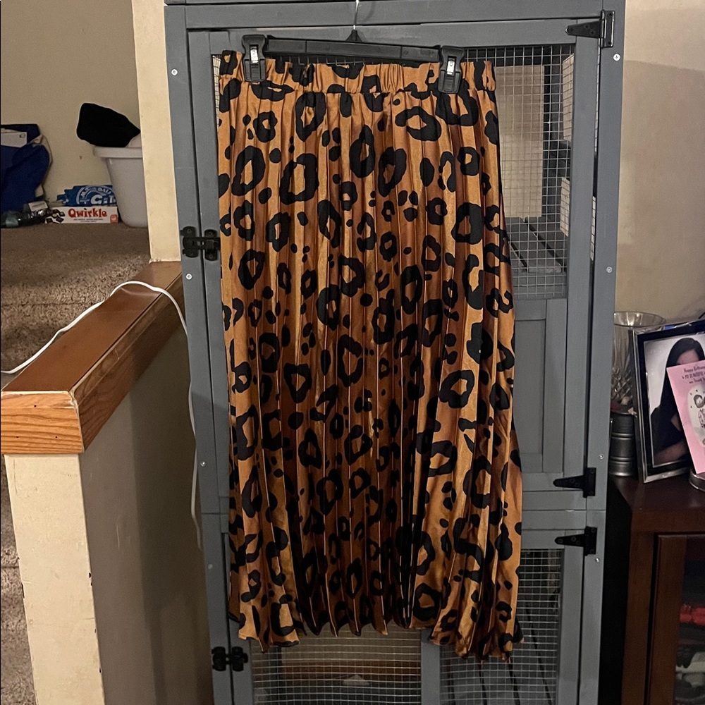 Ava & Viv Brown and Black Patterned Skirt